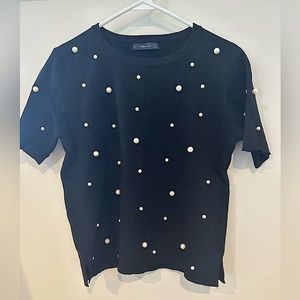 Black knit pearl top